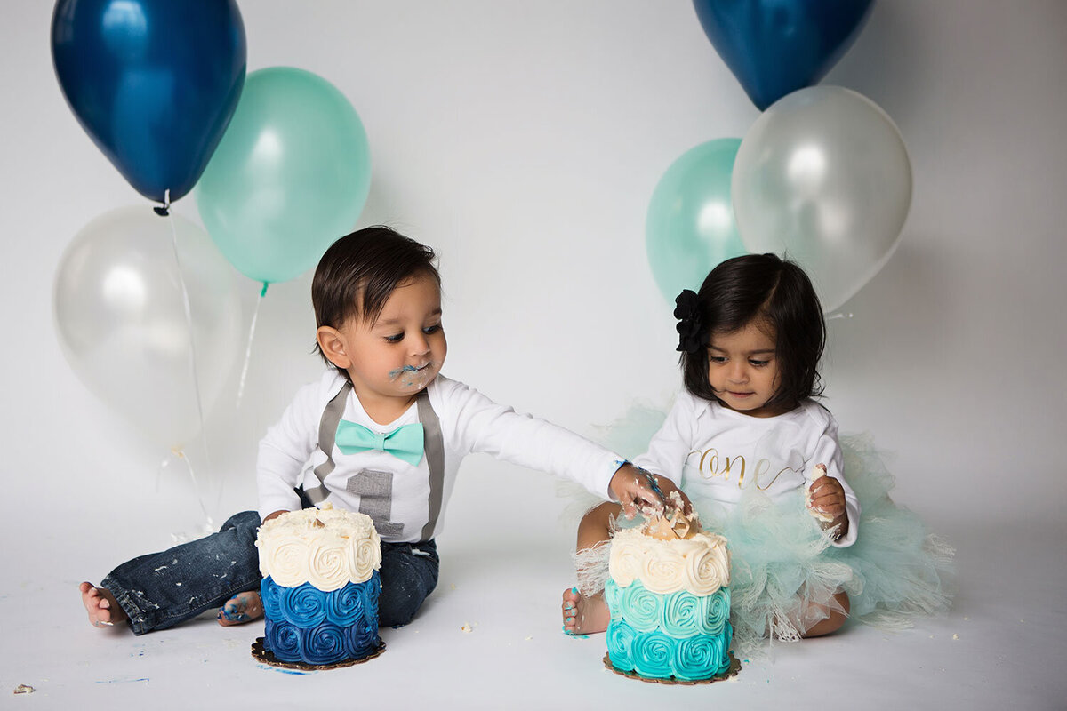 Cake Smash Photographer St Petersburg FL First Birthday