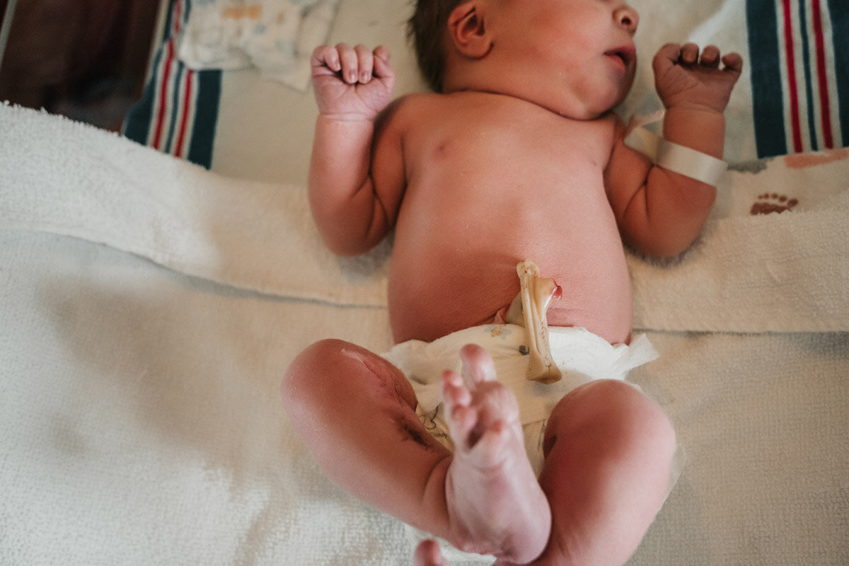 hospital-birth-photography-f-077