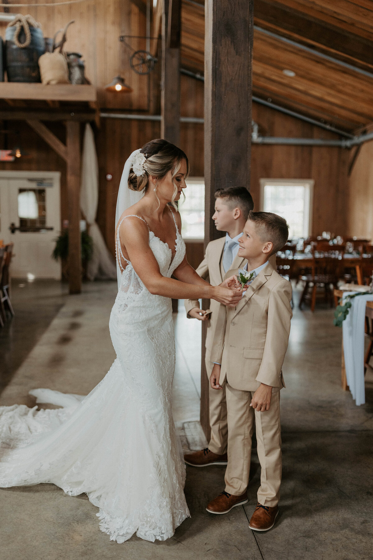akron-acres-wedding-portraits-394
