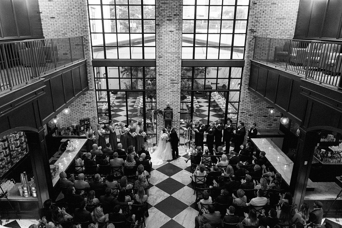Oxford-Exchange-Tampa-Florida-Wedding_0046