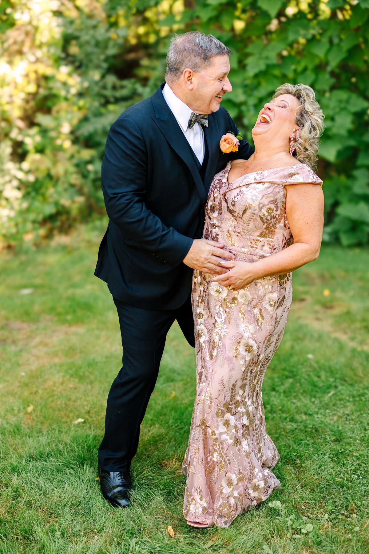 Vibrant_Palm_Springs_Inspired_Red_Barn_at_Outlook_Farm_Summer_Photography_Maine_Wedding_Photographer_0034