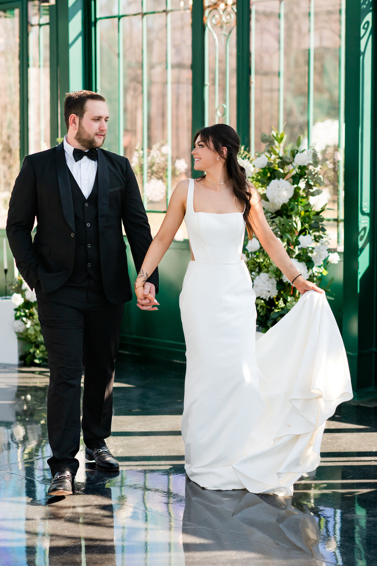 2025_PixelsandWood_JodieBrim_brideGroom-85