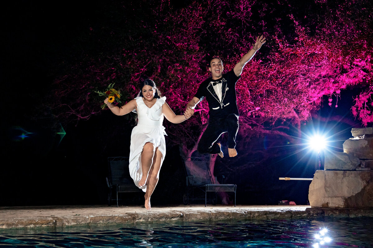 Dive into the excitement of a bold summer wedding at Harper Hill Ranch. Sunflowers, open fields, an upbeat dance party, and a refreshing pool splash await your celebration!