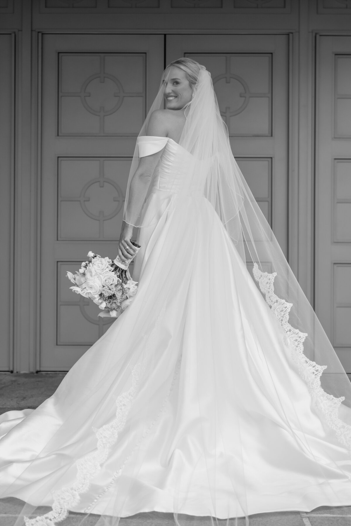 back-viewl-gown-and-veil