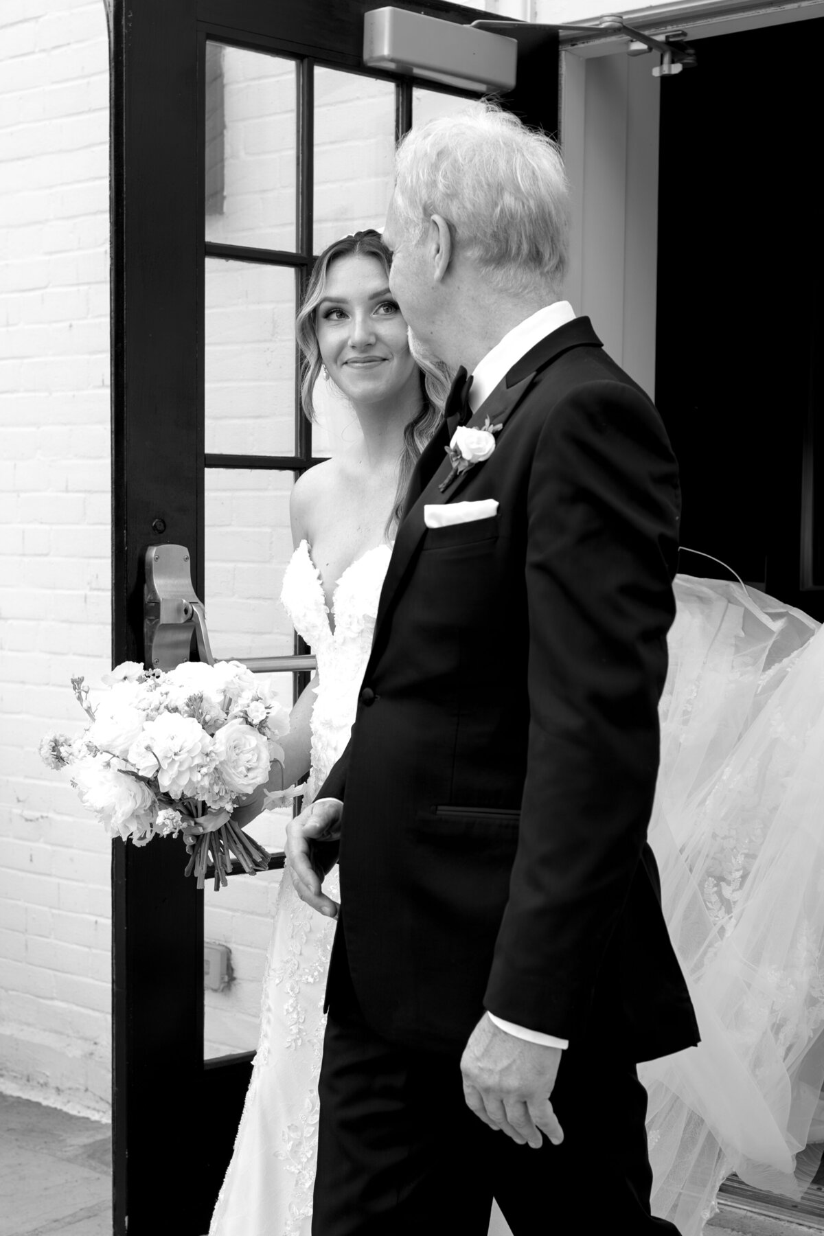 Nicole & Lucas Wedding Samples-143