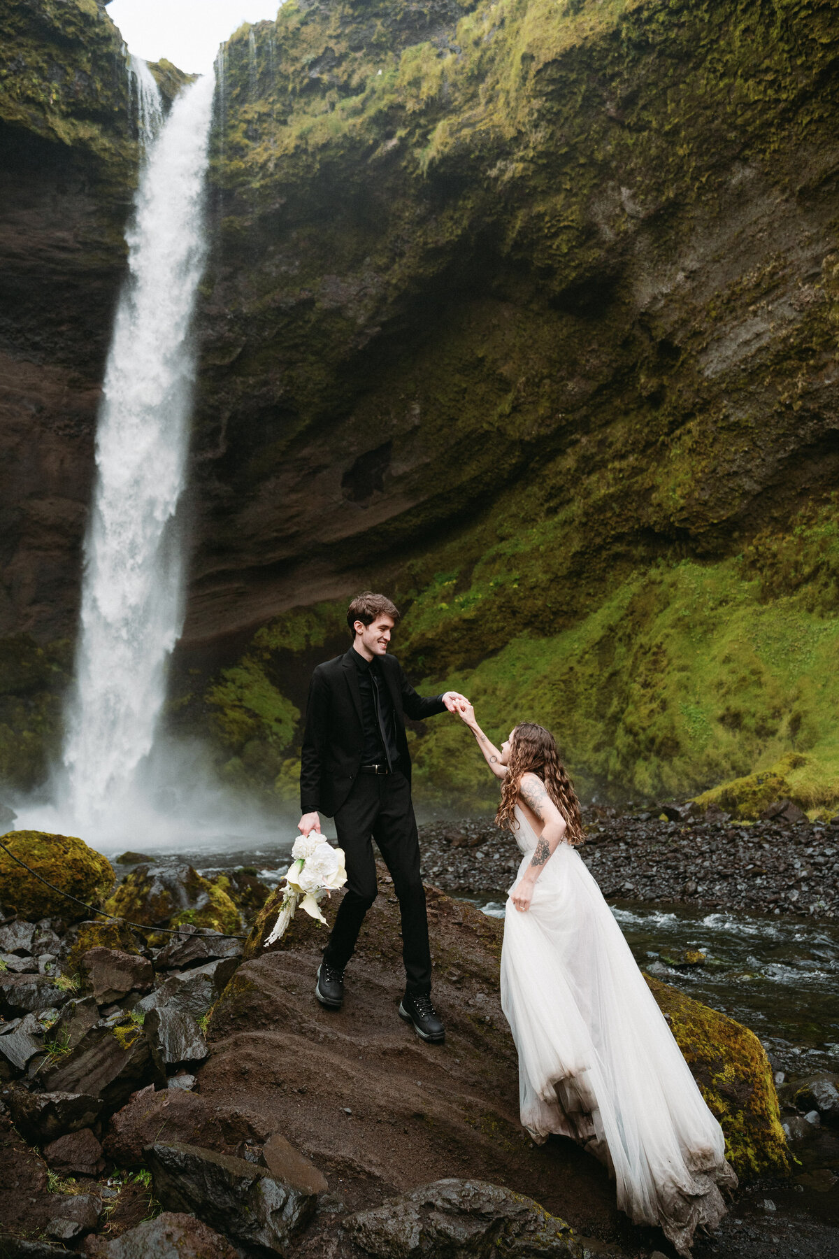 iceland-elopement-photographer-19
