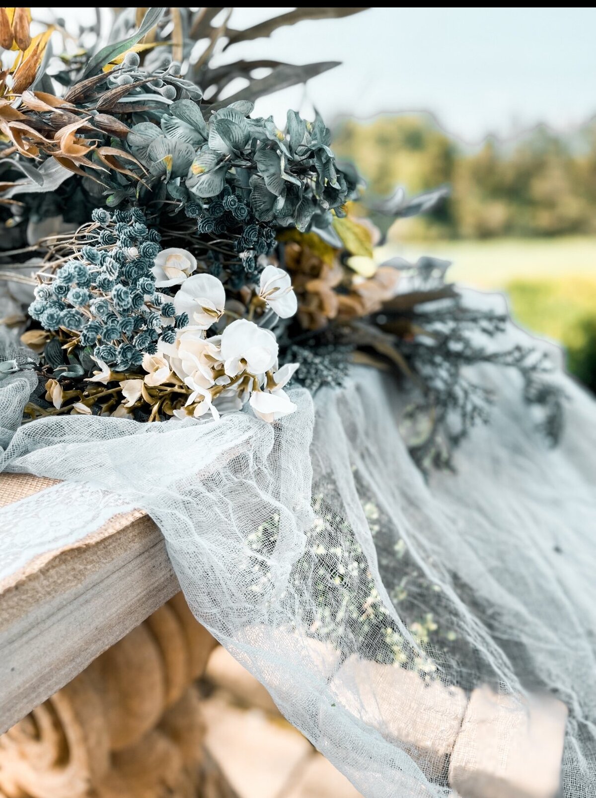 rosehill1821_weddingvenueinvirginia_home_flowers