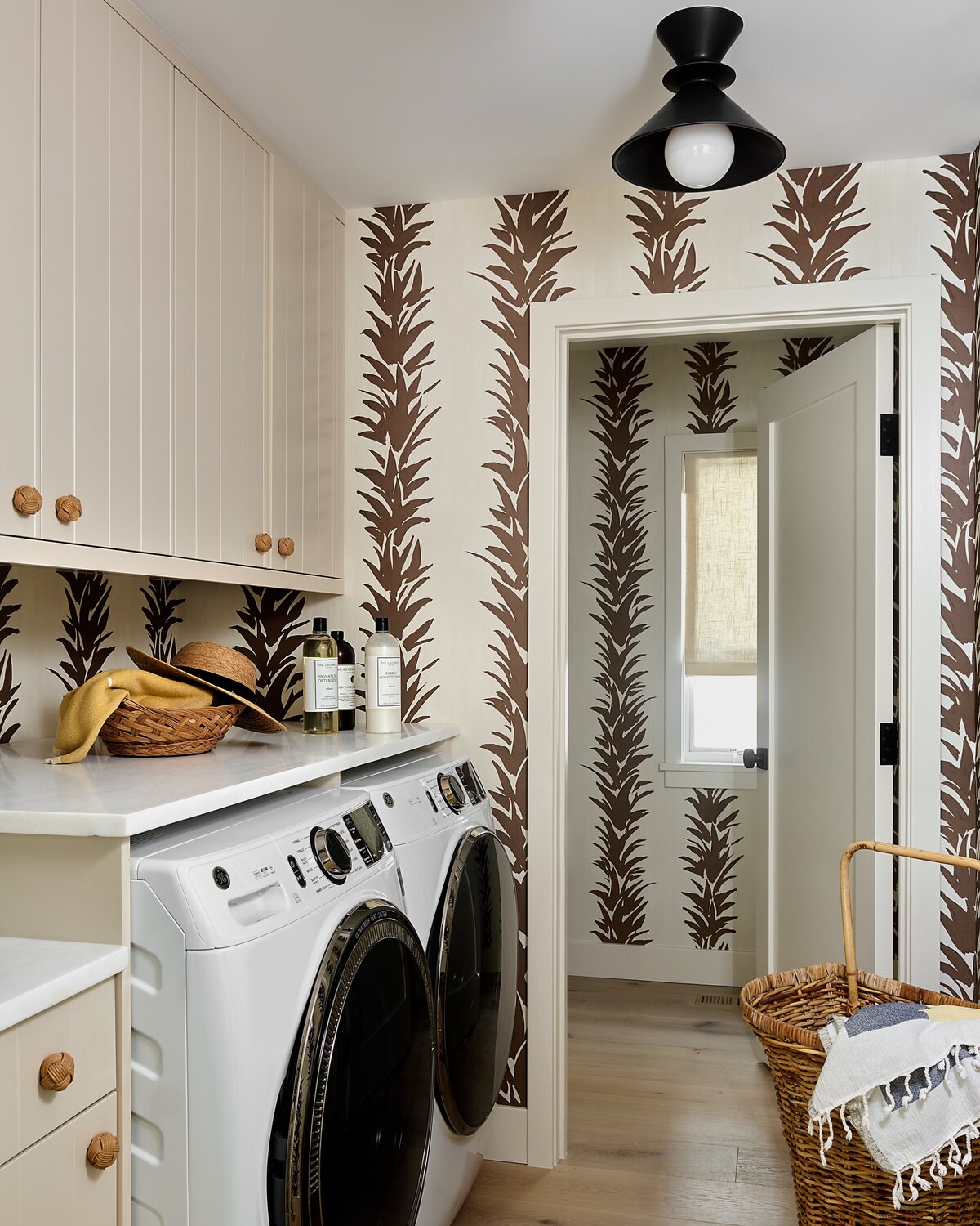avalon_hires_laundry