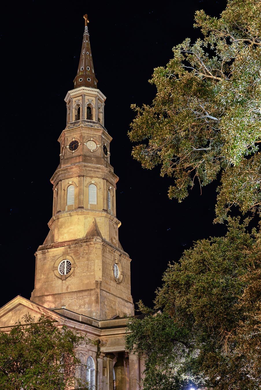charleston-church-st-philips-night-1