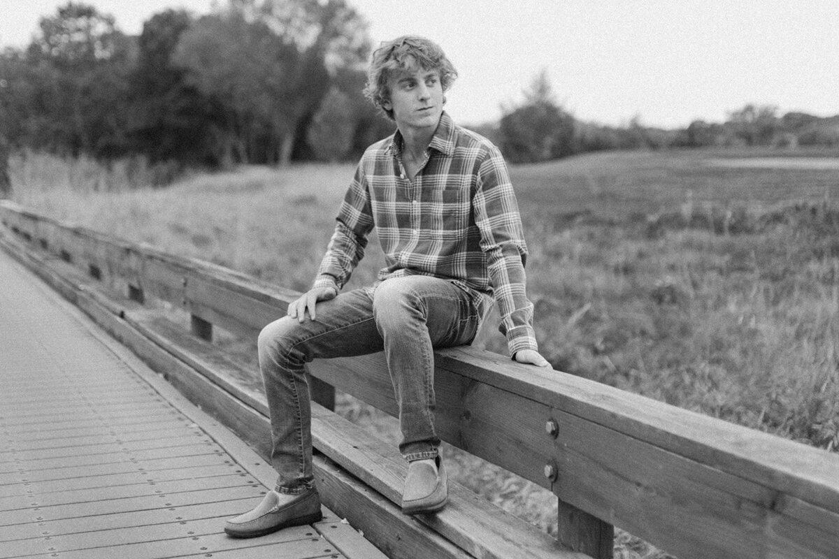 Evan Jones-9519-2
