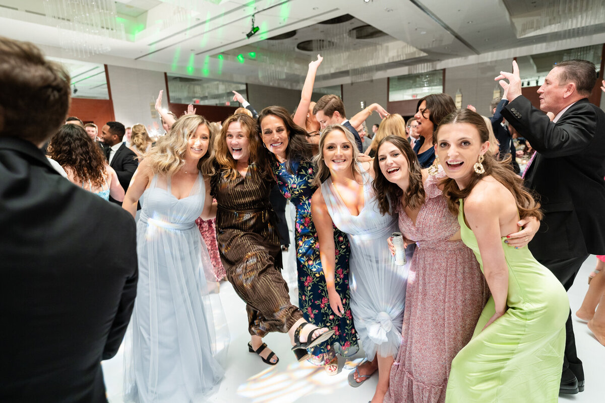 Grand Rapids Wedding Photographer JW Marriott799