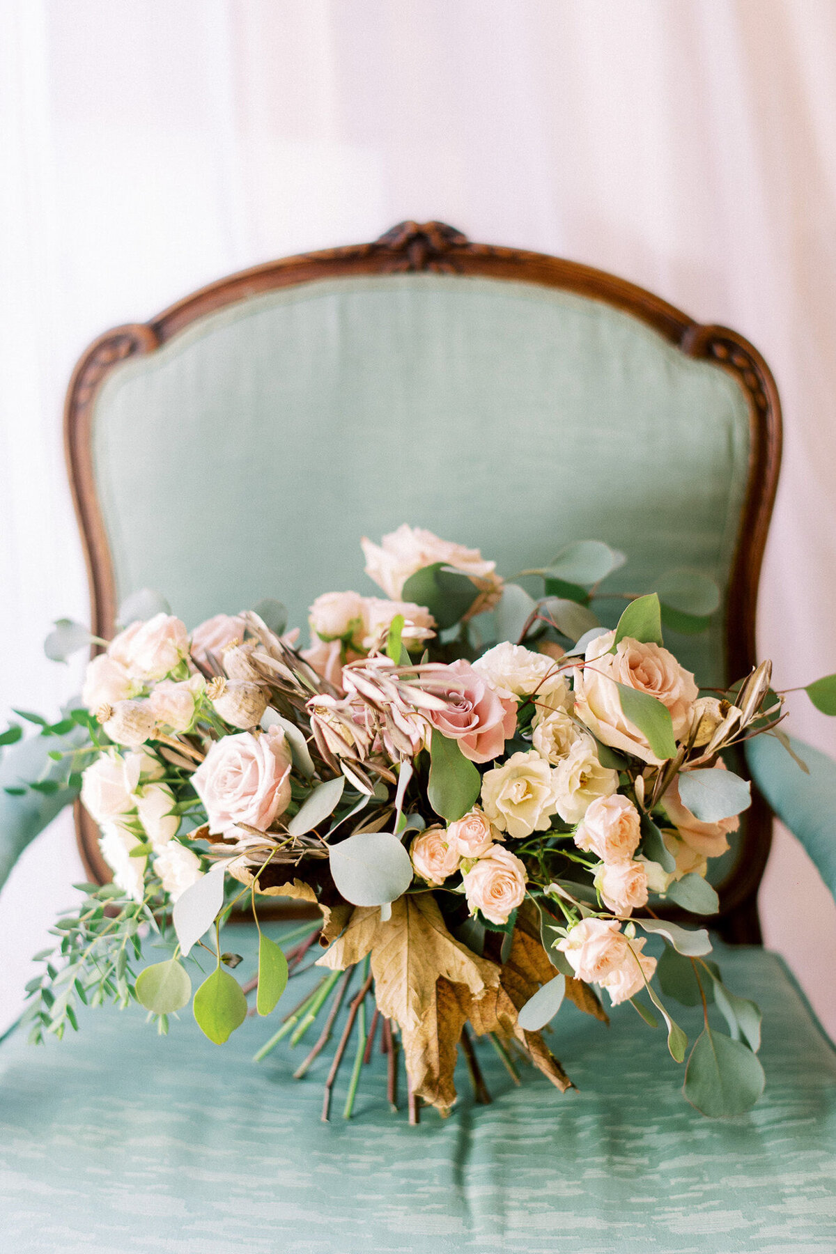 Maïlys Fortune Photography Husband Wife Wedding Weddings Photography France Switzerland Italy Timeless Dreamy Imagery Bilingual French English Destination Weddings Destination Wedding Provence French Riviera Paris Lake Como Tuscany56