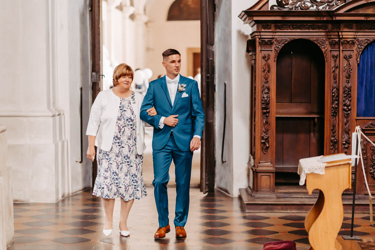 Svatebni_fotografka_Praha_Mala_Strana_fotografka_Karolina_Ticha18