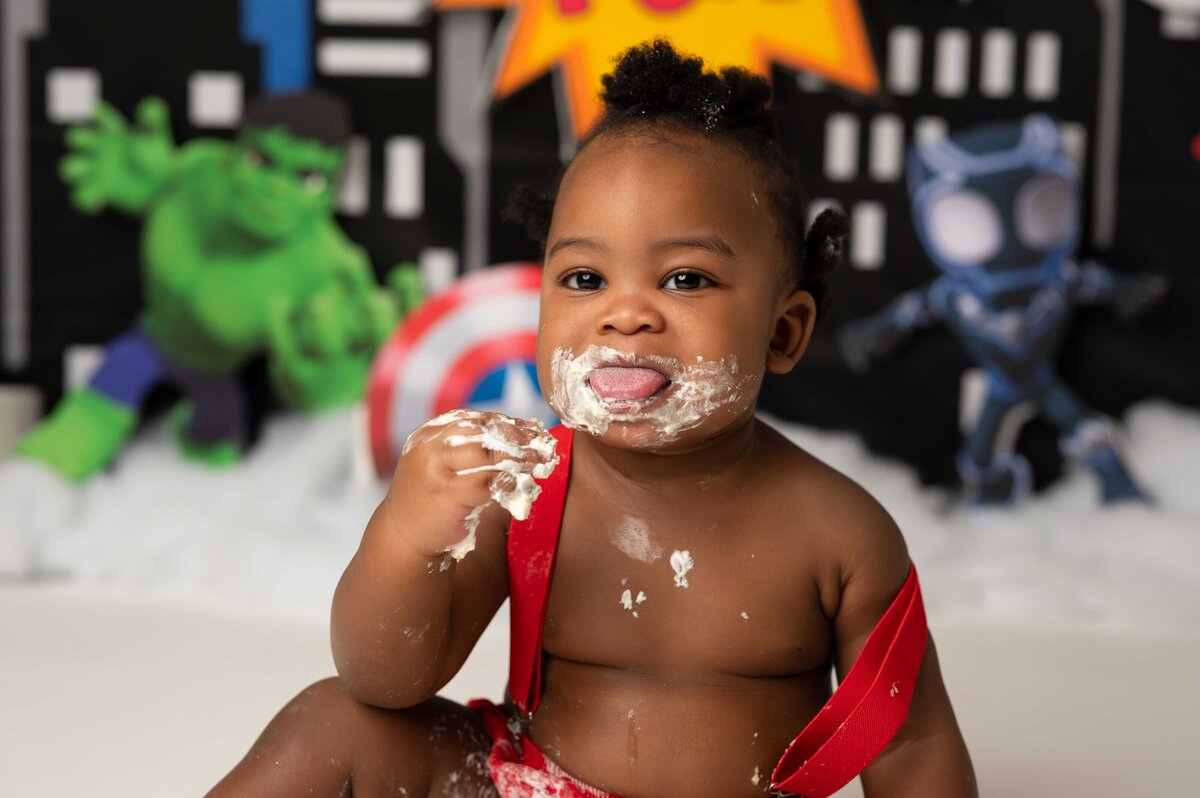 cake-smash_Sayre-Briele-Photography-LLC_Alexis-Fokes-9