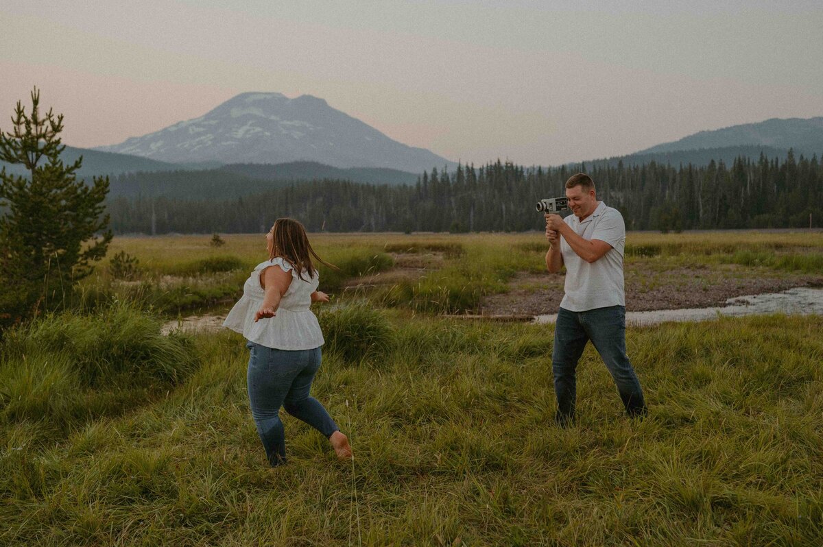 Bend-Engagement-Photos-16