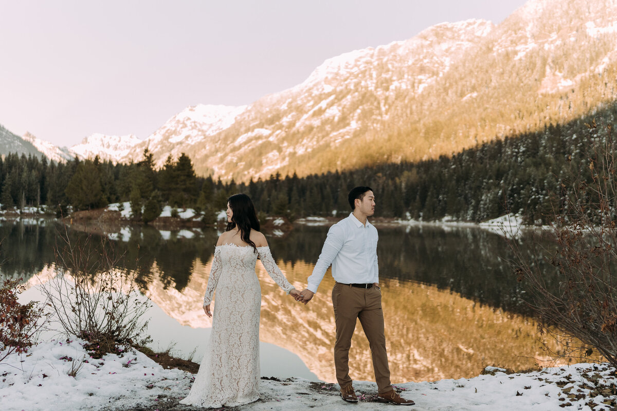 Joyce Li Photography Destination Wedding Elopement Engagement Lifestyle Portrait Photographer West Coast Seattle Washington California goldcreekpondengagement-35