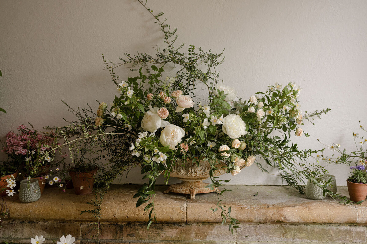 luxury wedding florist fleur provocateur