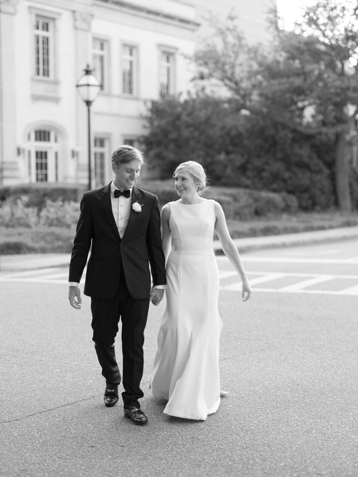Charleston wedding at Lukes Chapel and Gadsden House - 36