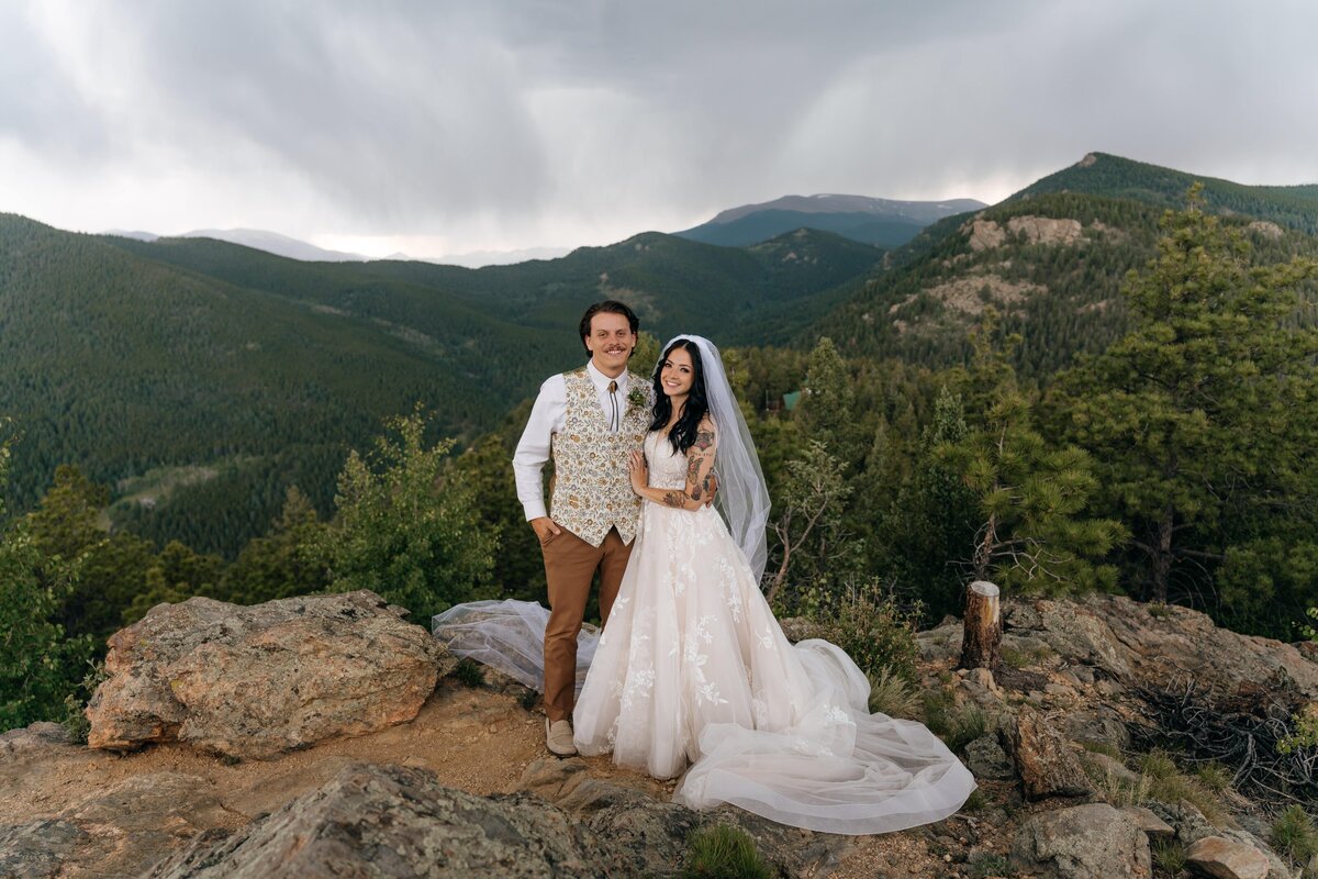 Velvet-and-Vows-Wedding-Photography-and-Film_JJ_Sneak-27-min