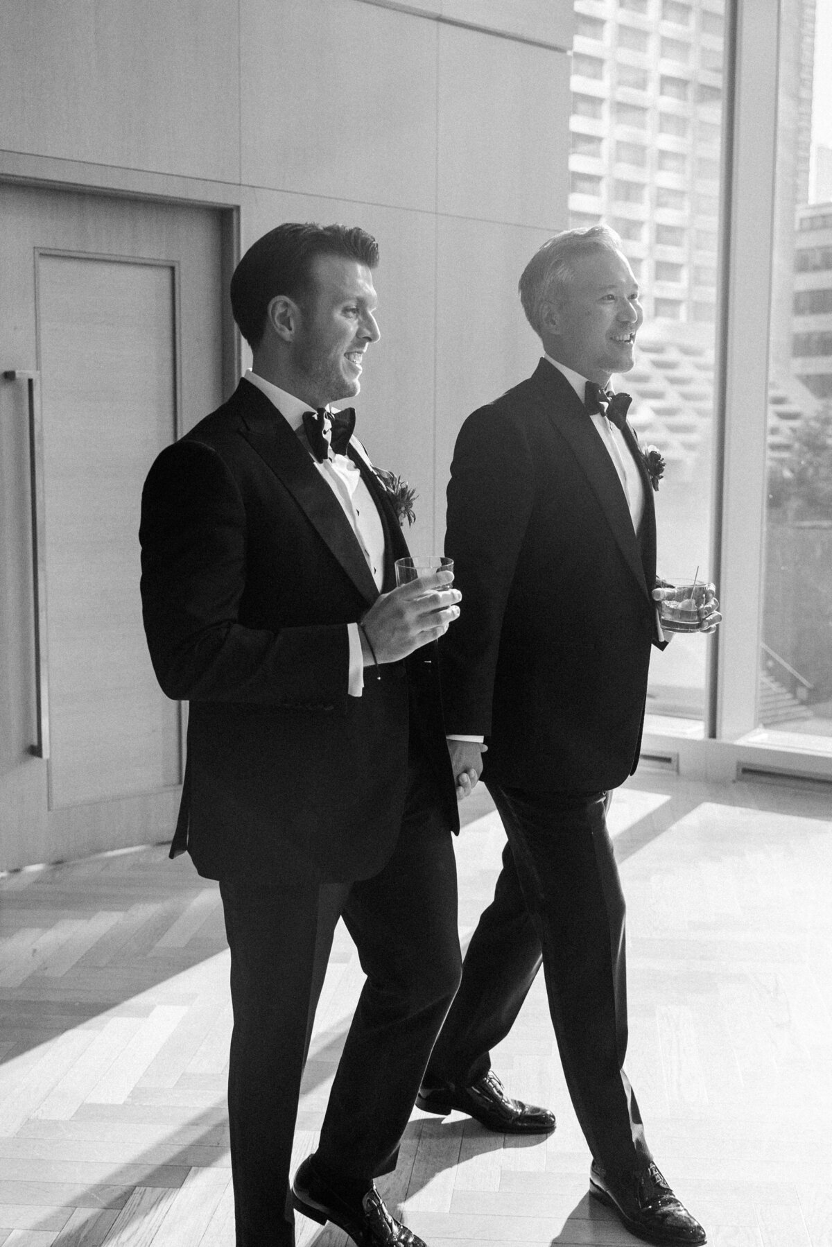 515-Shangri-La-Hotel-Toronto-Canada-Christopher-Edward-Wedding-21