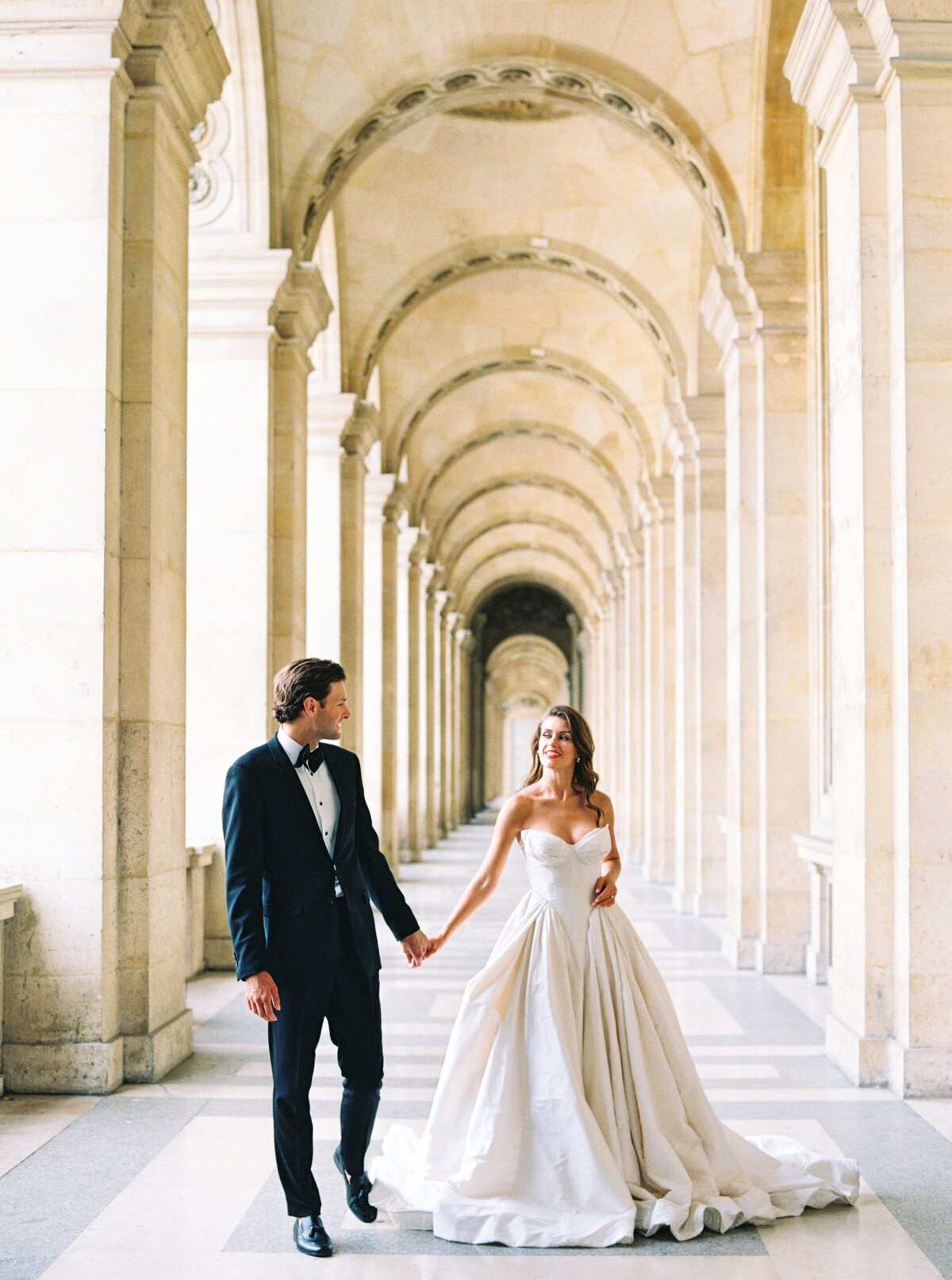 Louvre Paris Wedding Photographer - Janna Brown