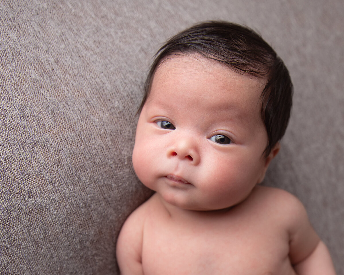awake-newborn