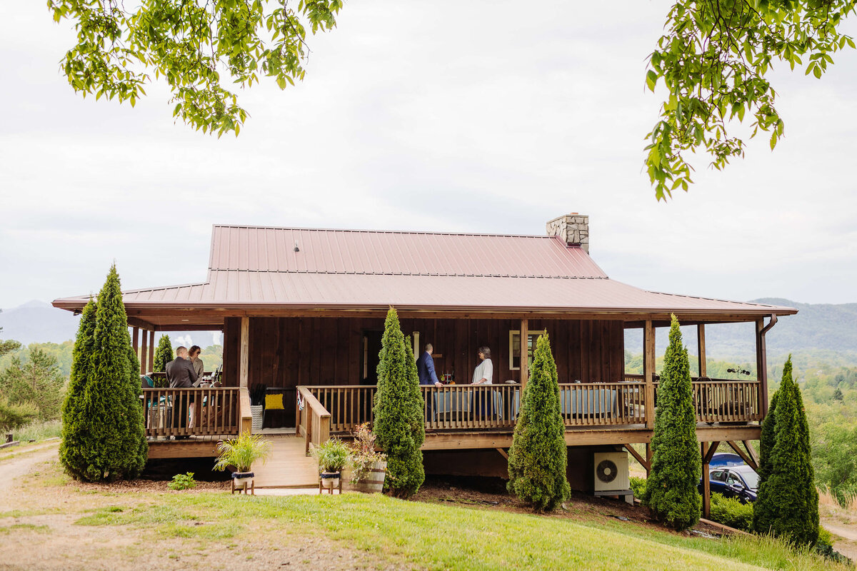 Mountainview-AirB&B-Canton-NC-Elopement-10
