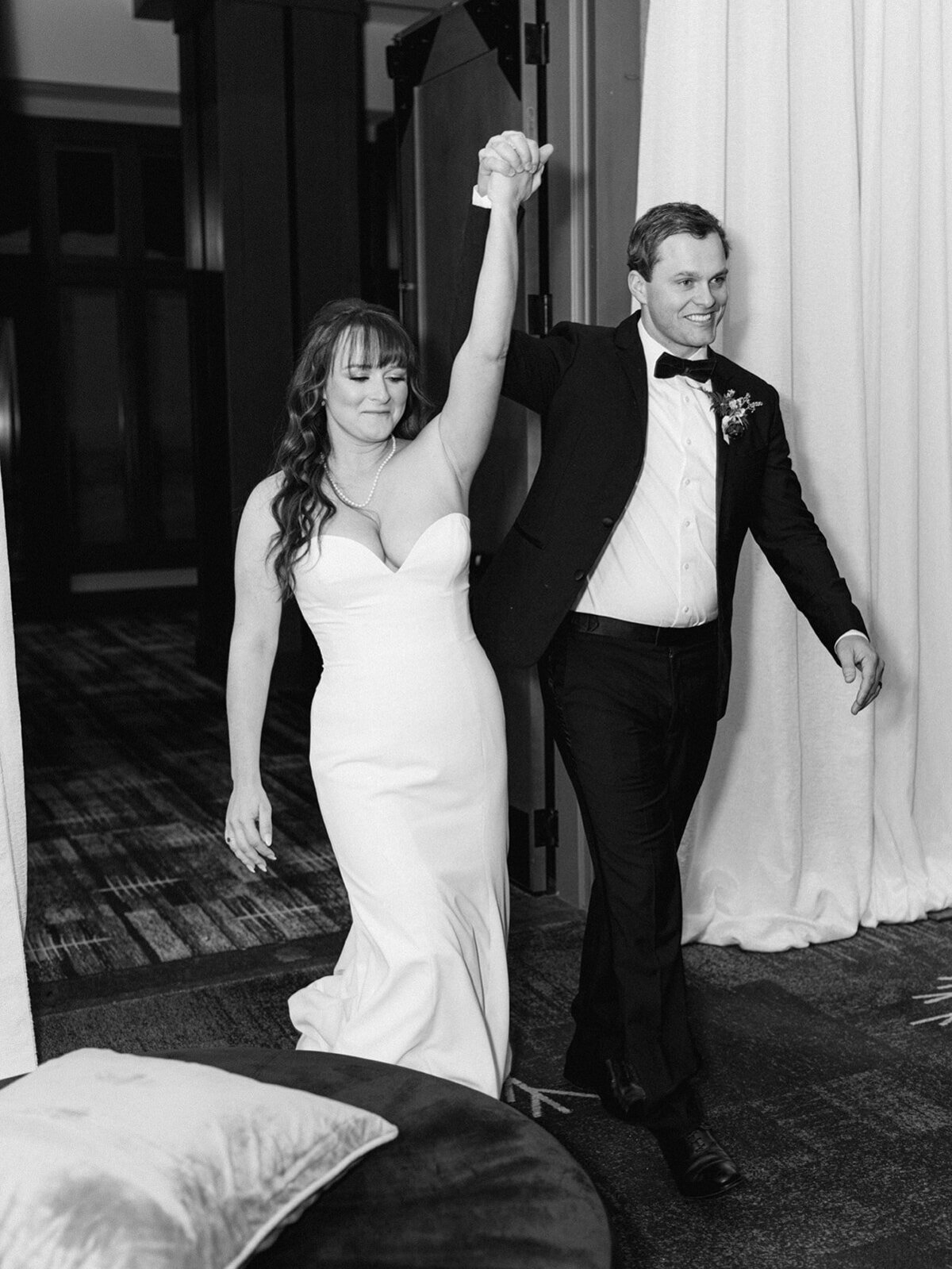 E&B WED  23_ 542