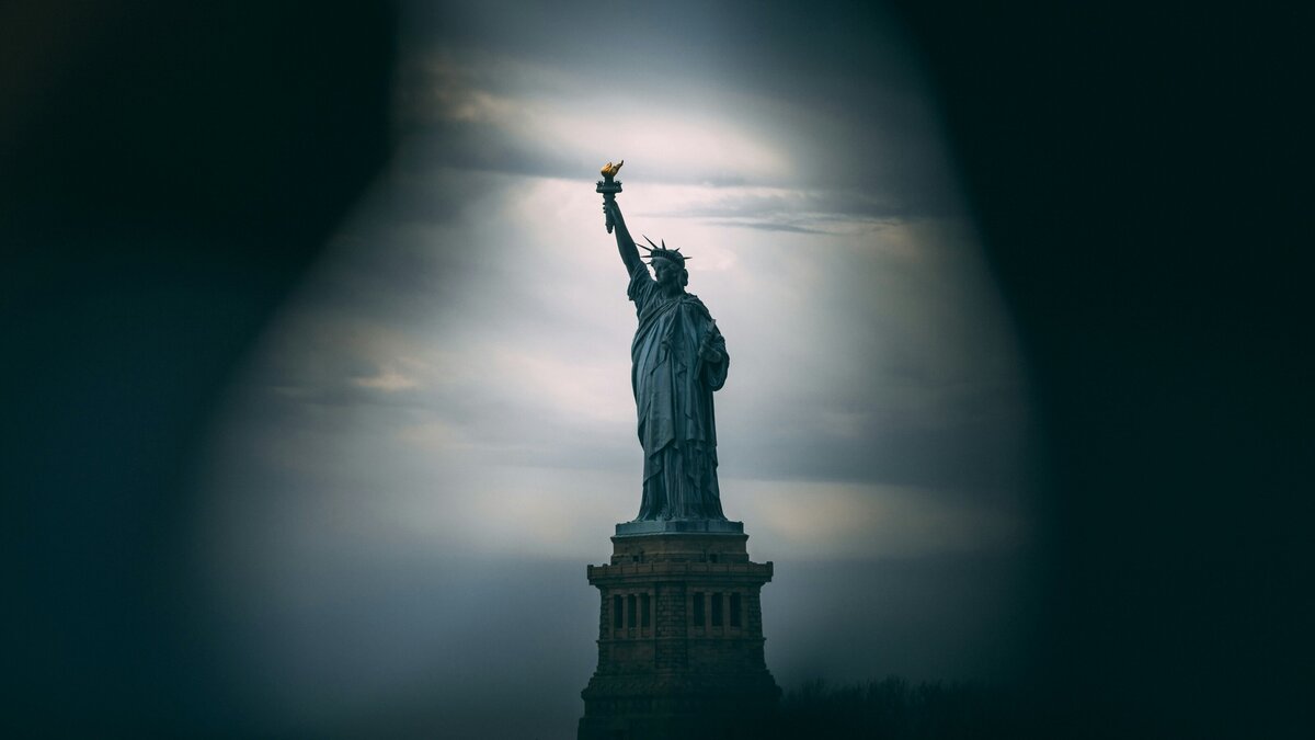 chalo-gallardo-D9R8hB3QaQU-unsplash