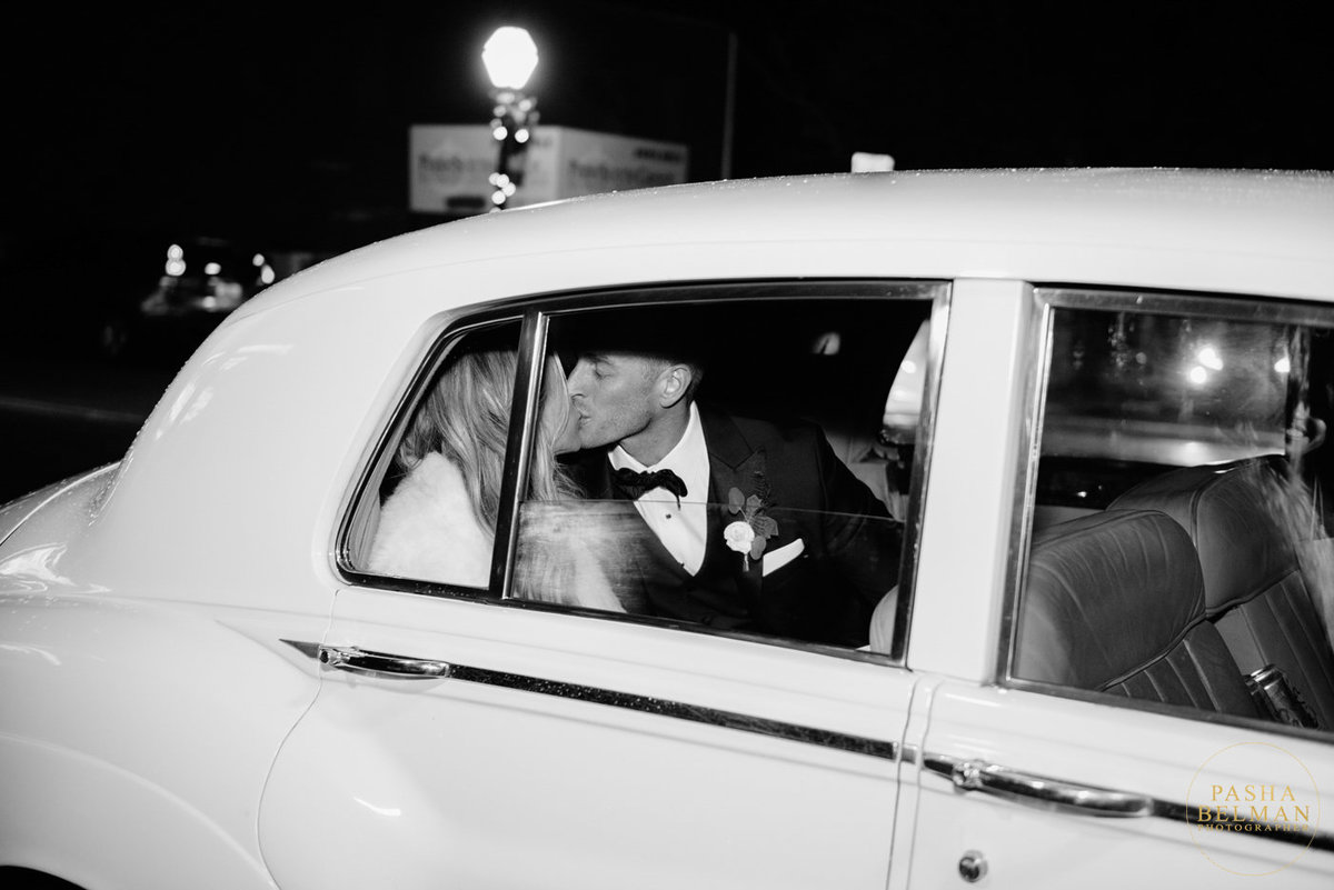 The William Aiken House Wedding Photography | Wedding Venues in Charleston for Luxury Weddings by Pasha Belman-38