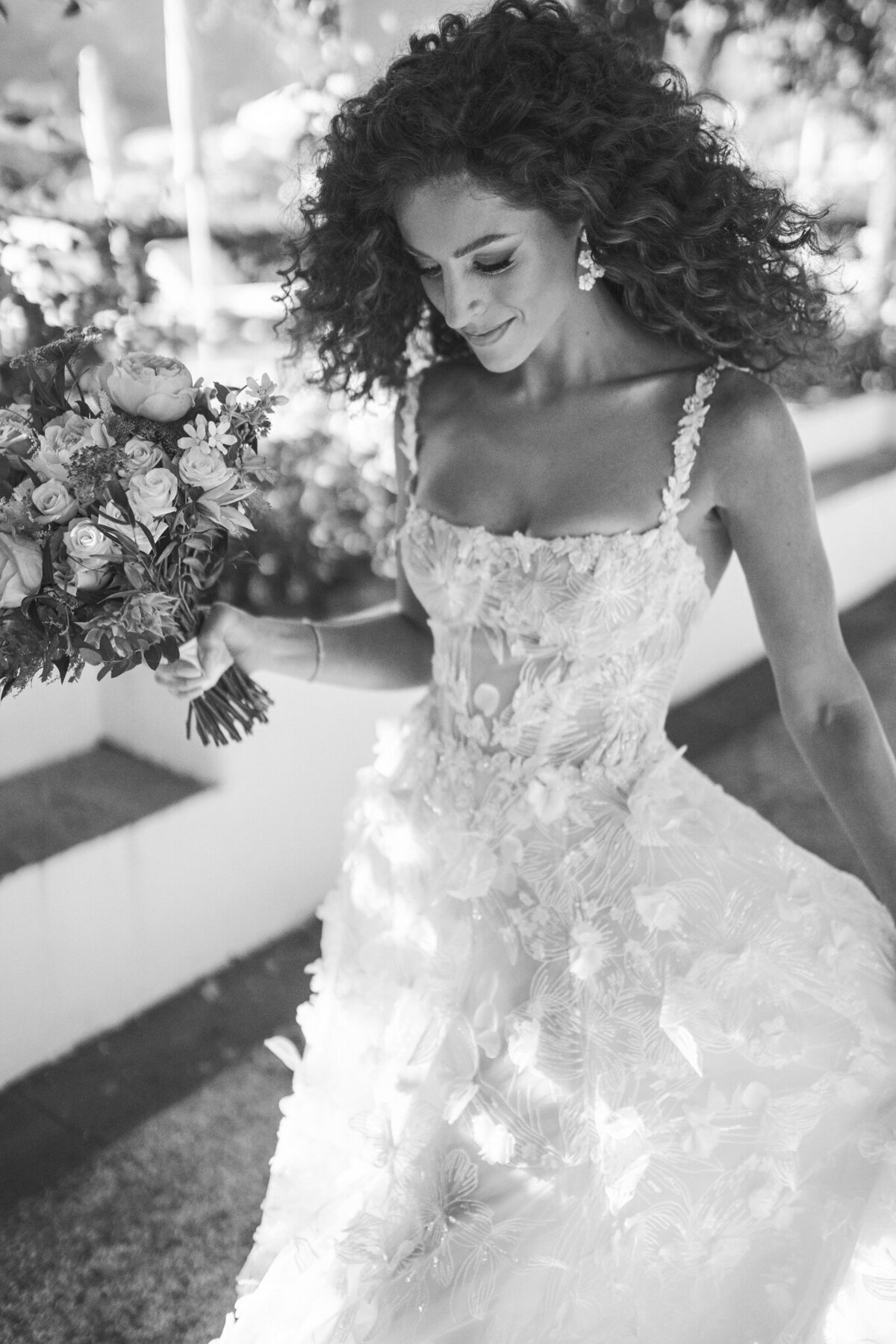 Natural bride moment before the wedding ceremony