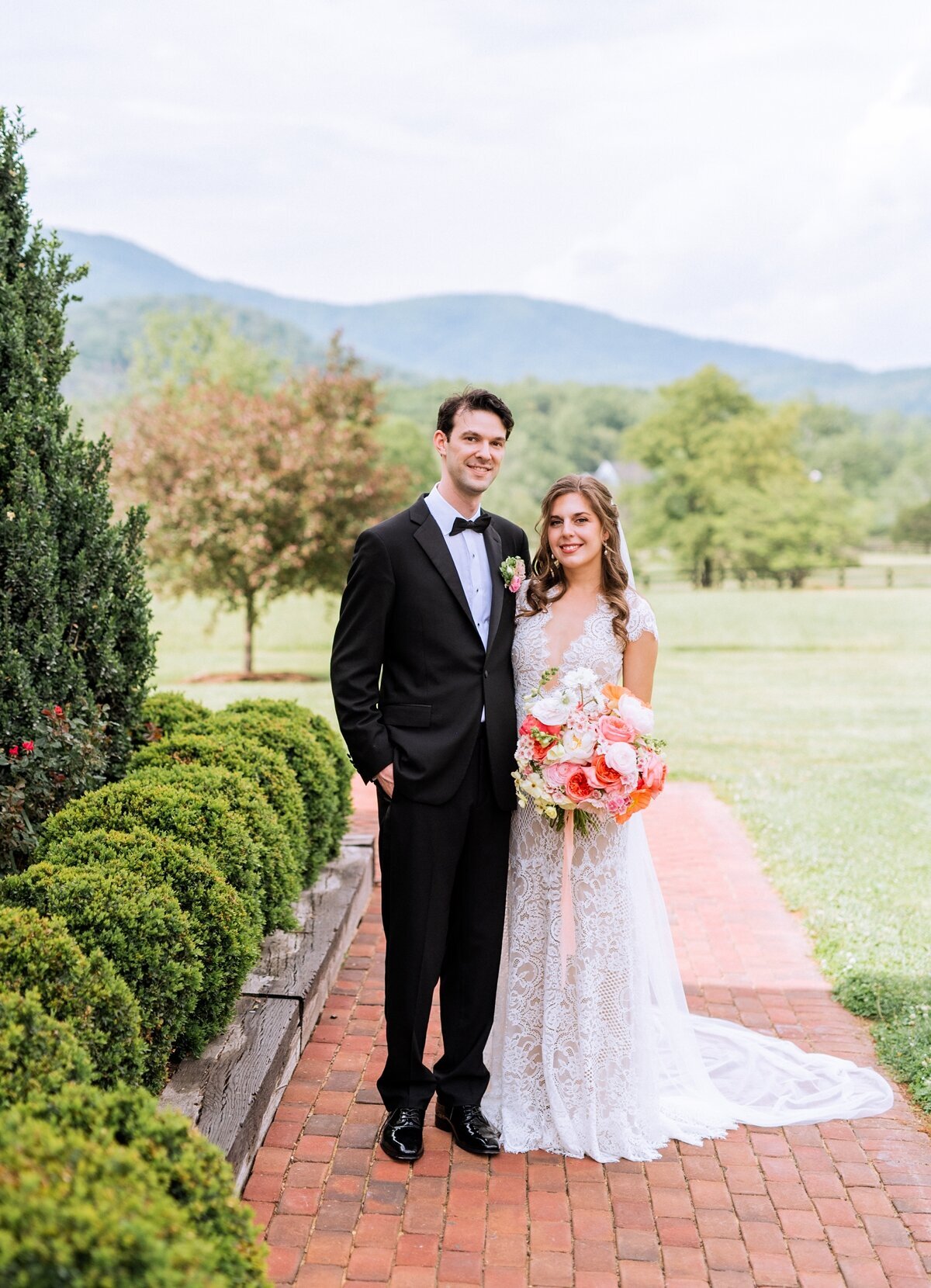 DSC_7951_Heather-Dodge-Photo-King-Family-Vineyard-Wedding-Florist-Gossamer-Floral-Designer