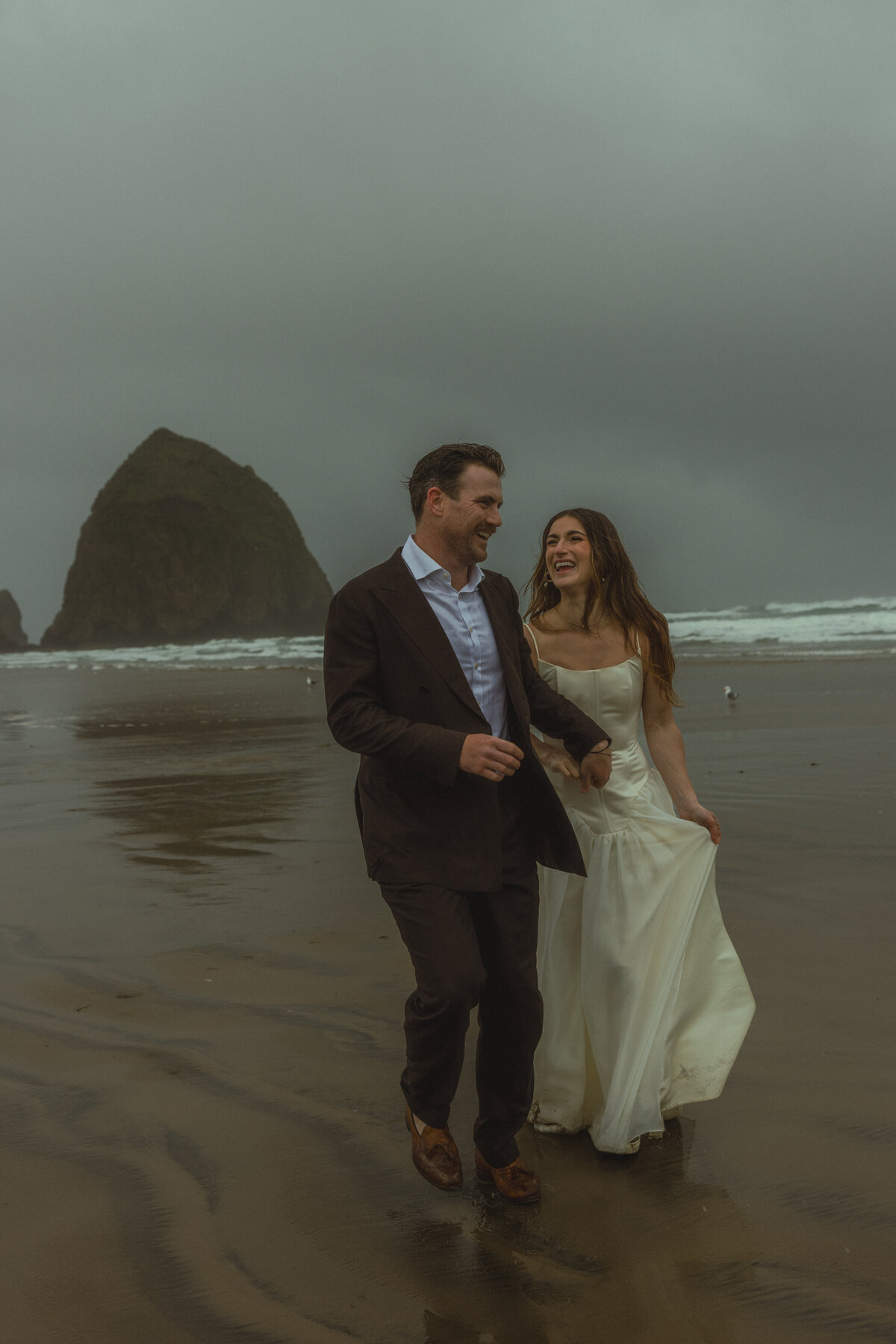 CannonBeachCouple-48