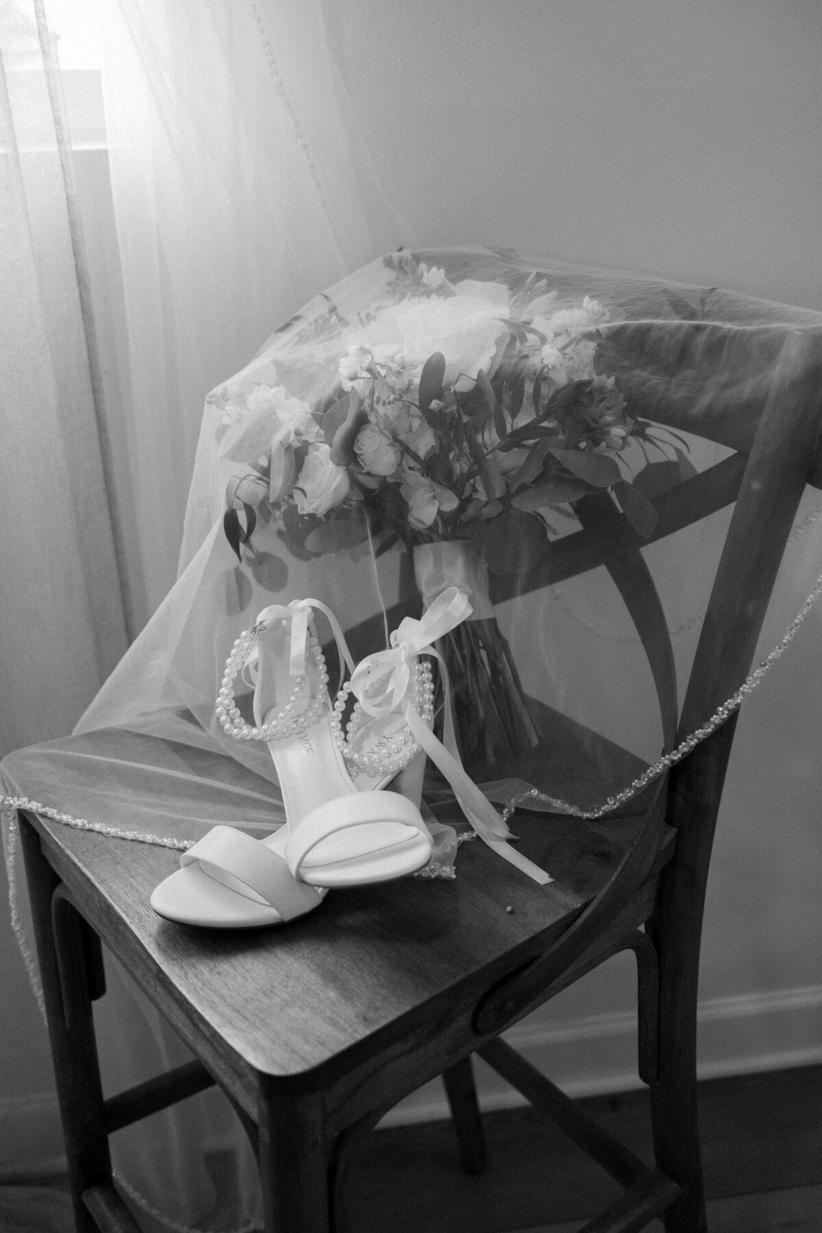 Katie Grace Captures Wedding Photographer