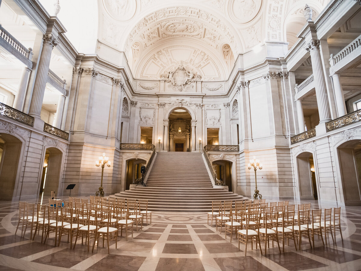 SAN-FRANCISCO-CITY-HALL-WEDDING-CHRISTINE-RYAN-03-4