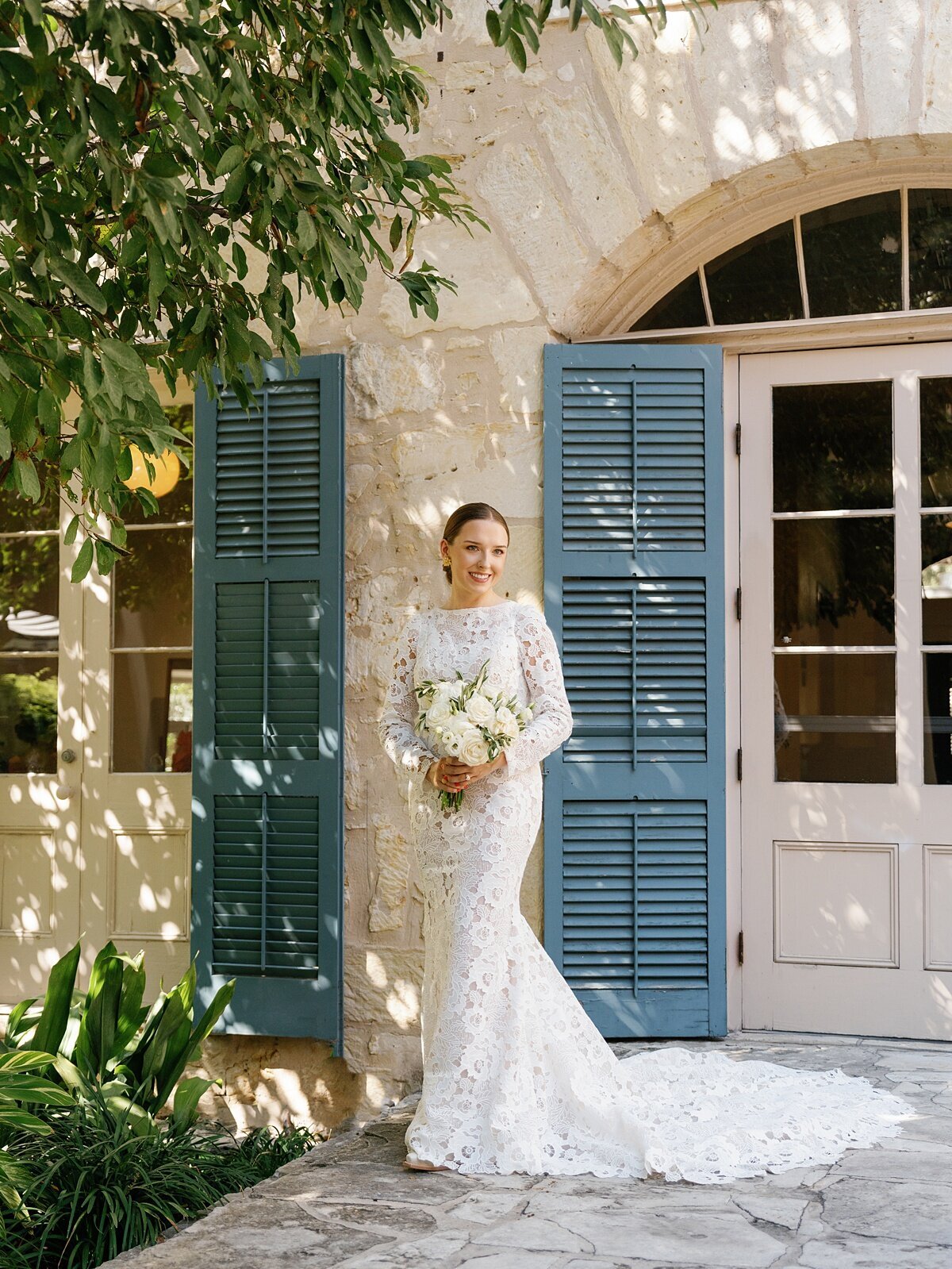 Southwes-School-of-Art-Fall-Wedding-Amy-Odom-Photography_0013