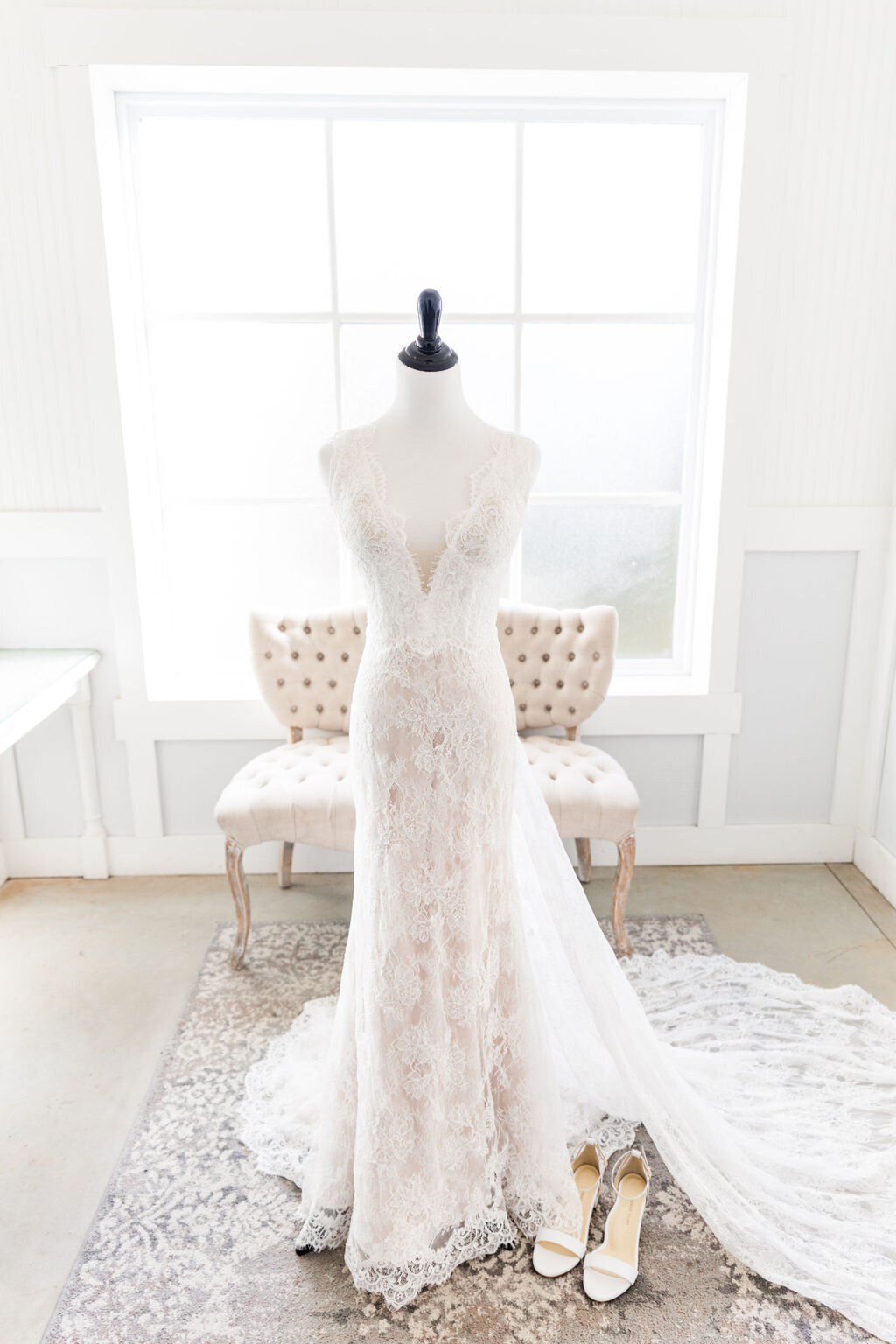 bride in bridal suite at koury farms