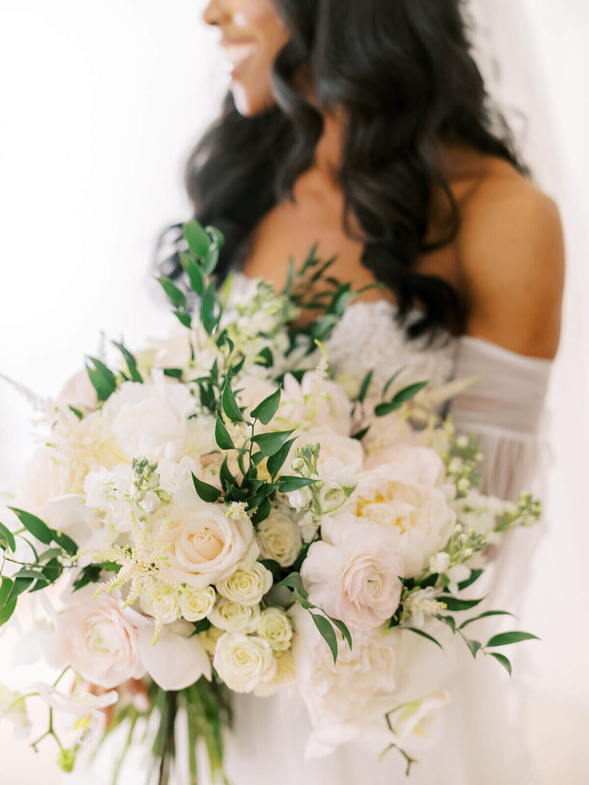 tinted-events-design-and-planning-callanwolde-wedding-planner-elizabeth-austin-photography-bridal-bouquet-tintedevents.com