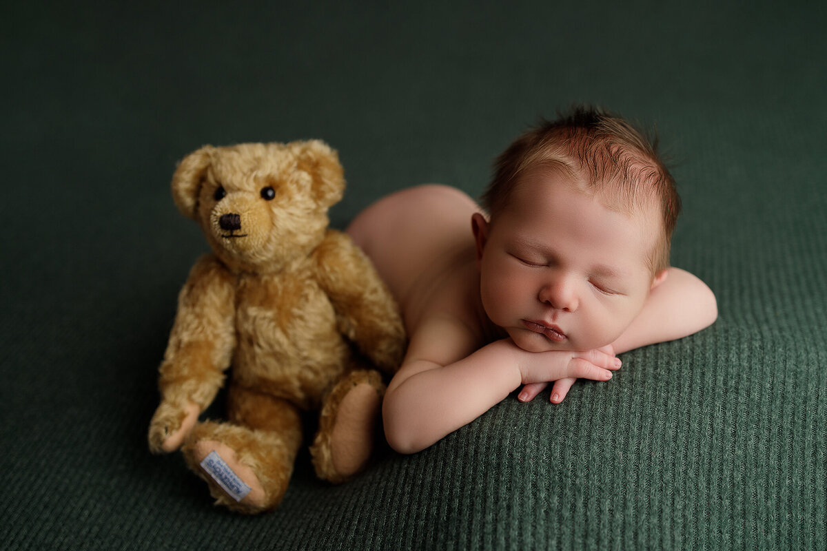 McDonough newborn photographer, Atlanta Newborn Photographer, Fayetteville newborn Photographer, Peachtree city newborn photographer, Hampton ga newborn photographer, marietta ga newborn photographer