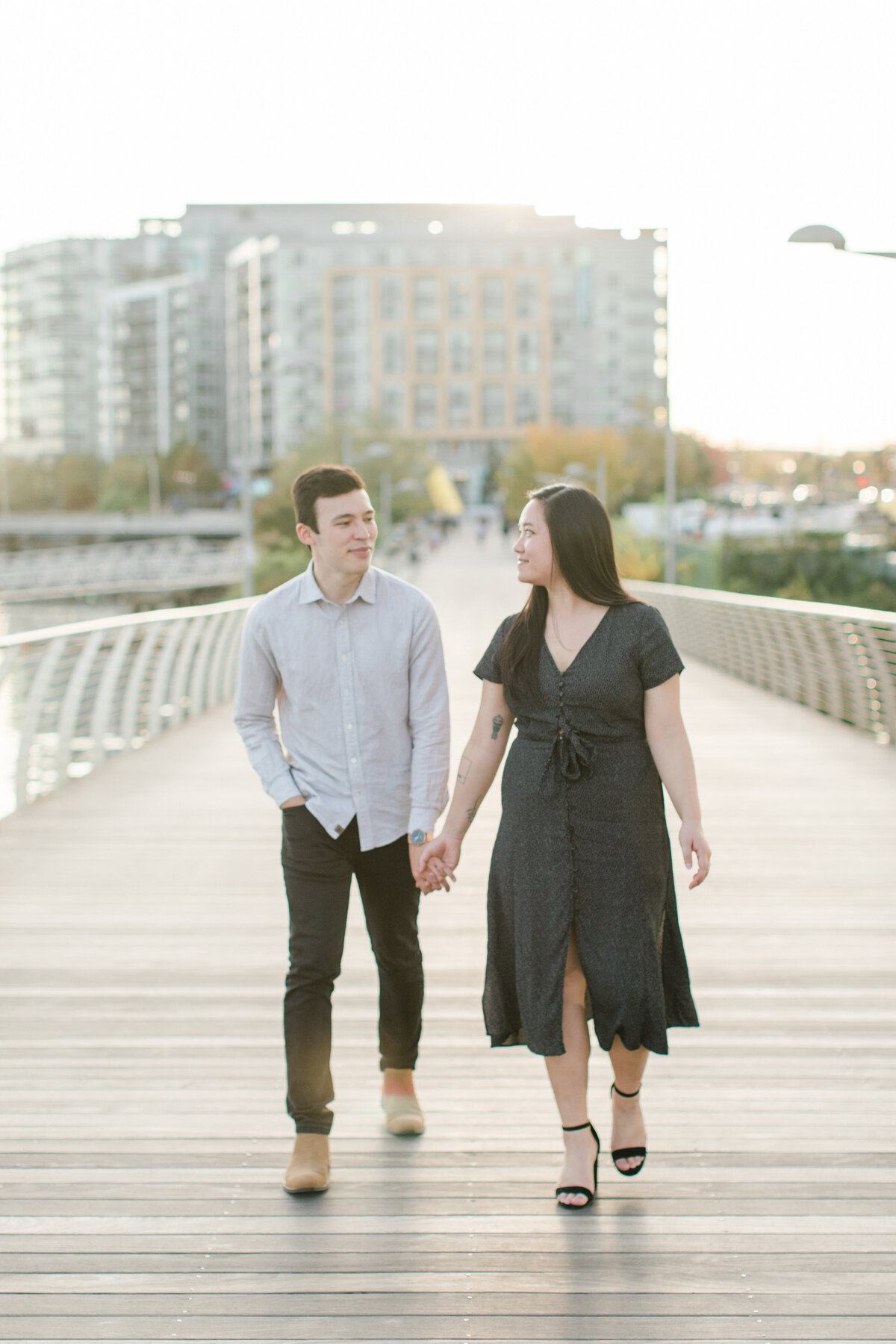 Becky_Collin_Navy_Yards_Park_The_Wharf_Washington_DC_Fall_Engagement_Session_AngelikaJohnsPhotography-7778
