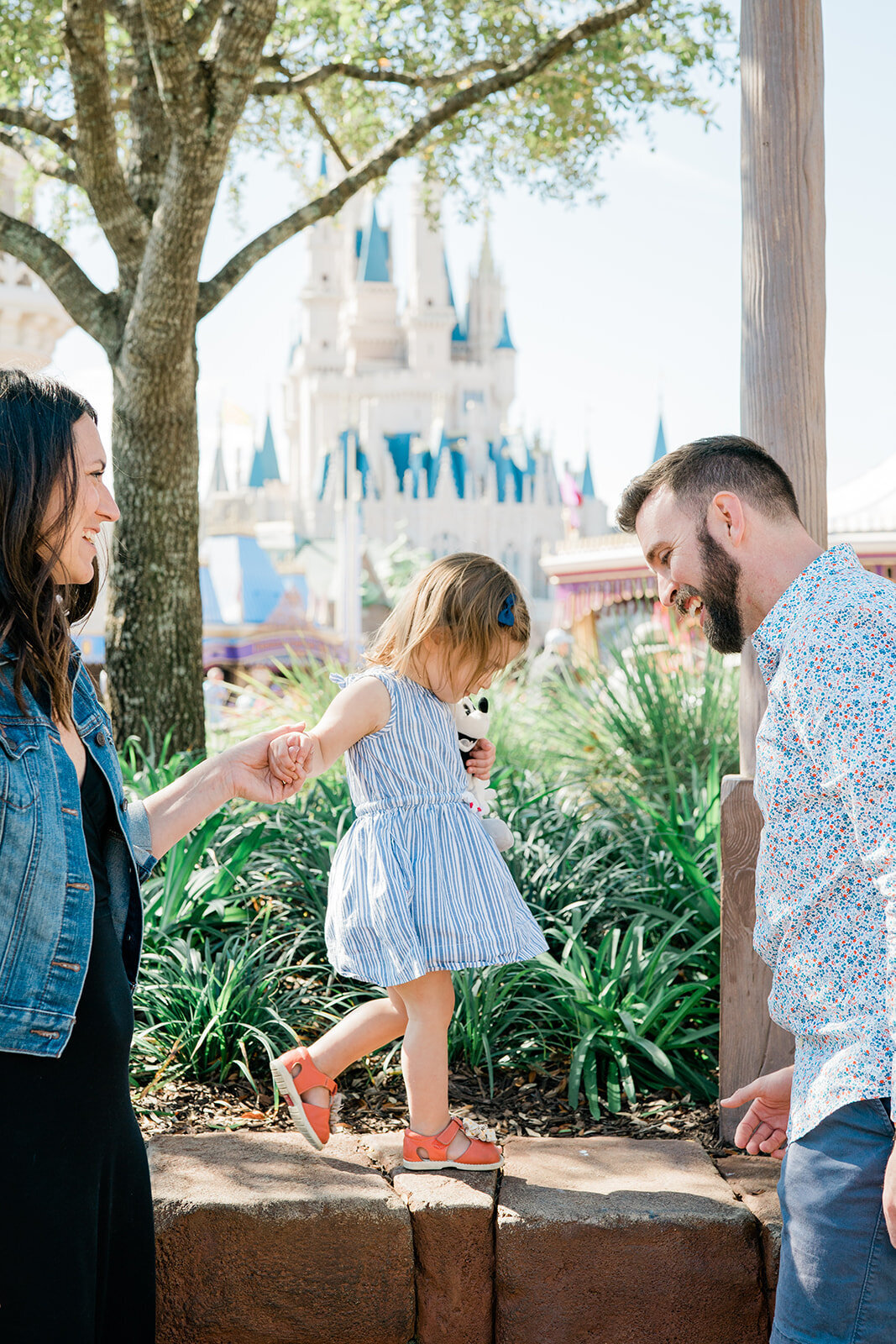 Disney Family Photos437
