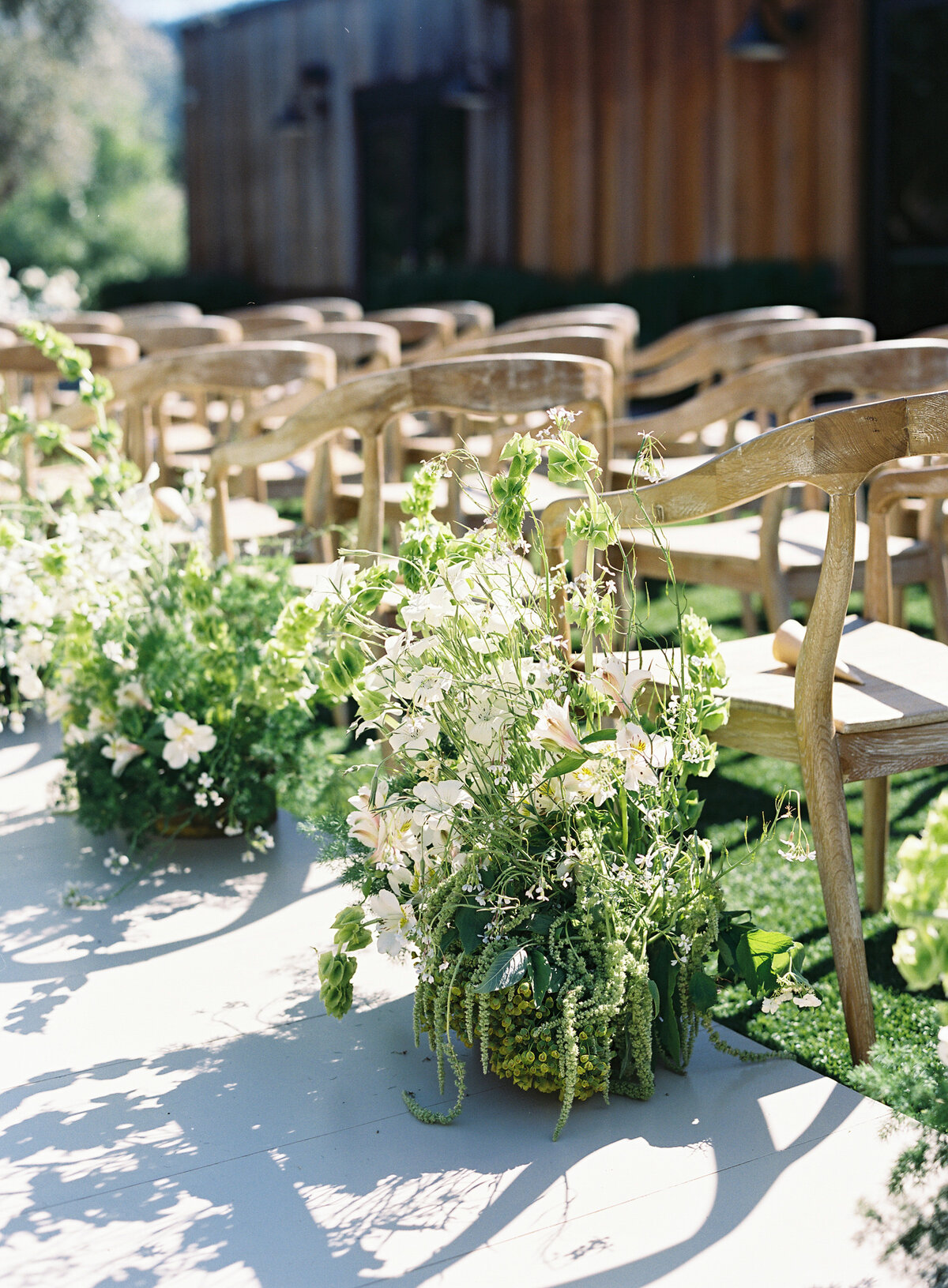 aisle-decor-floral-installation-outdoor-ceremony-napa-wedding