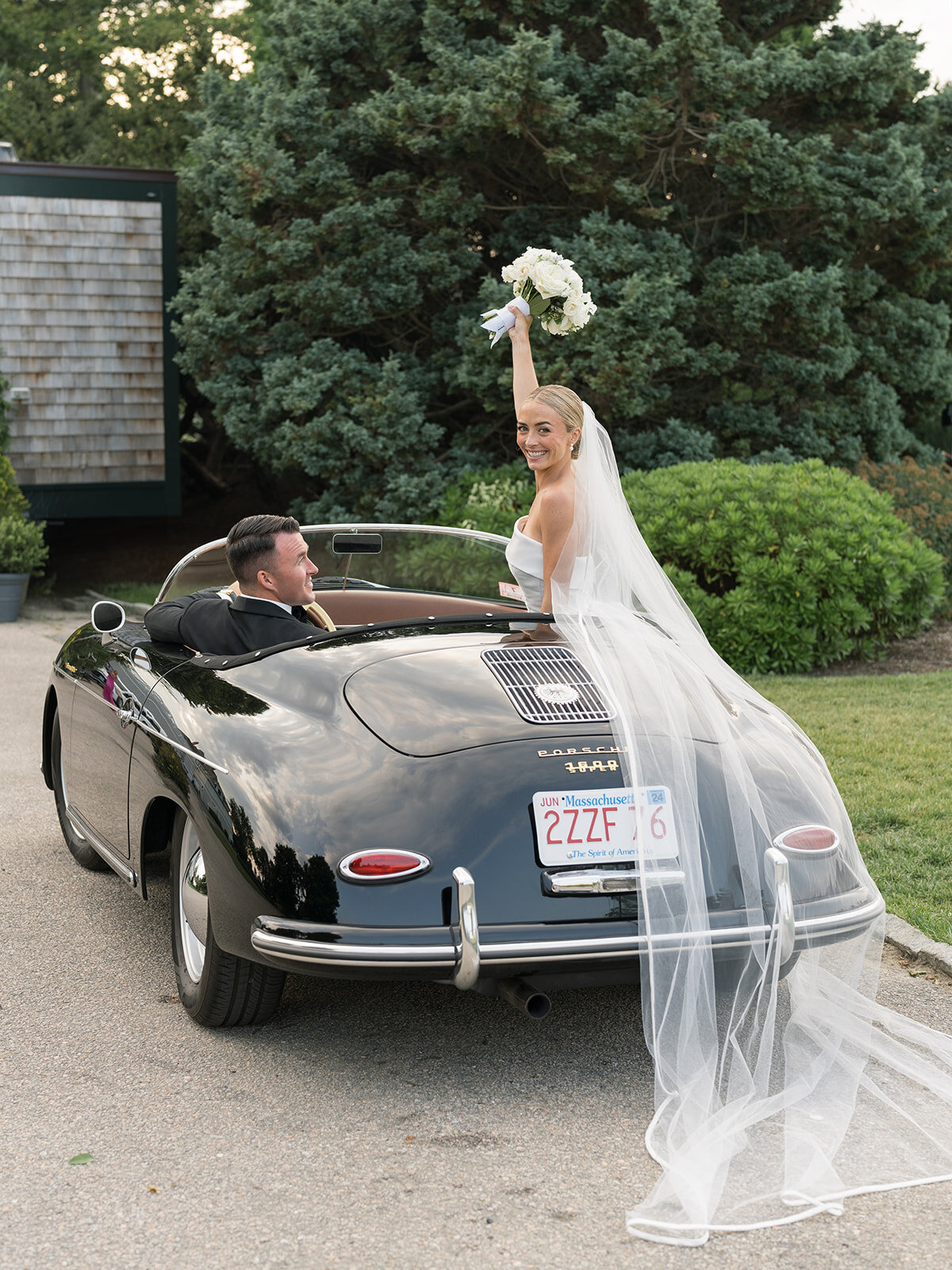 brooke-nash-photography-castle-hill-inn-wedding-1-7