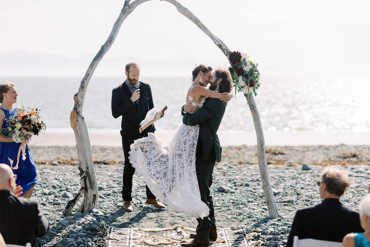 Alaska_Wedding_Elopement_CorinneGraves_1029