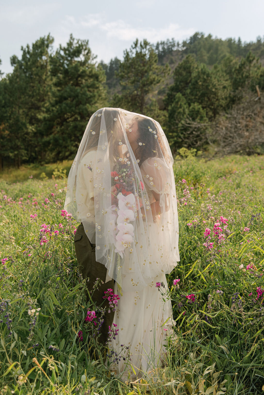 halfway-house-boulder-wedding123