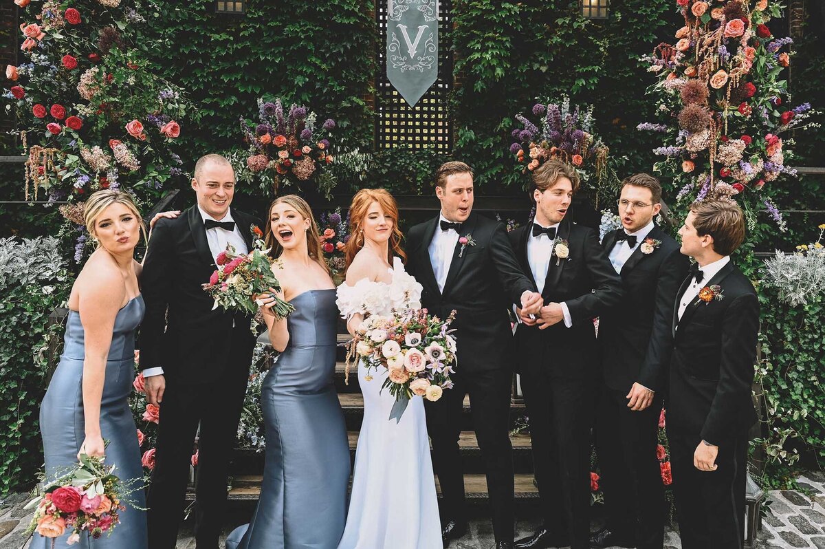 jaclyn-fisher-events-planning-colorful-summer-garden-wedding-in-nyc-60