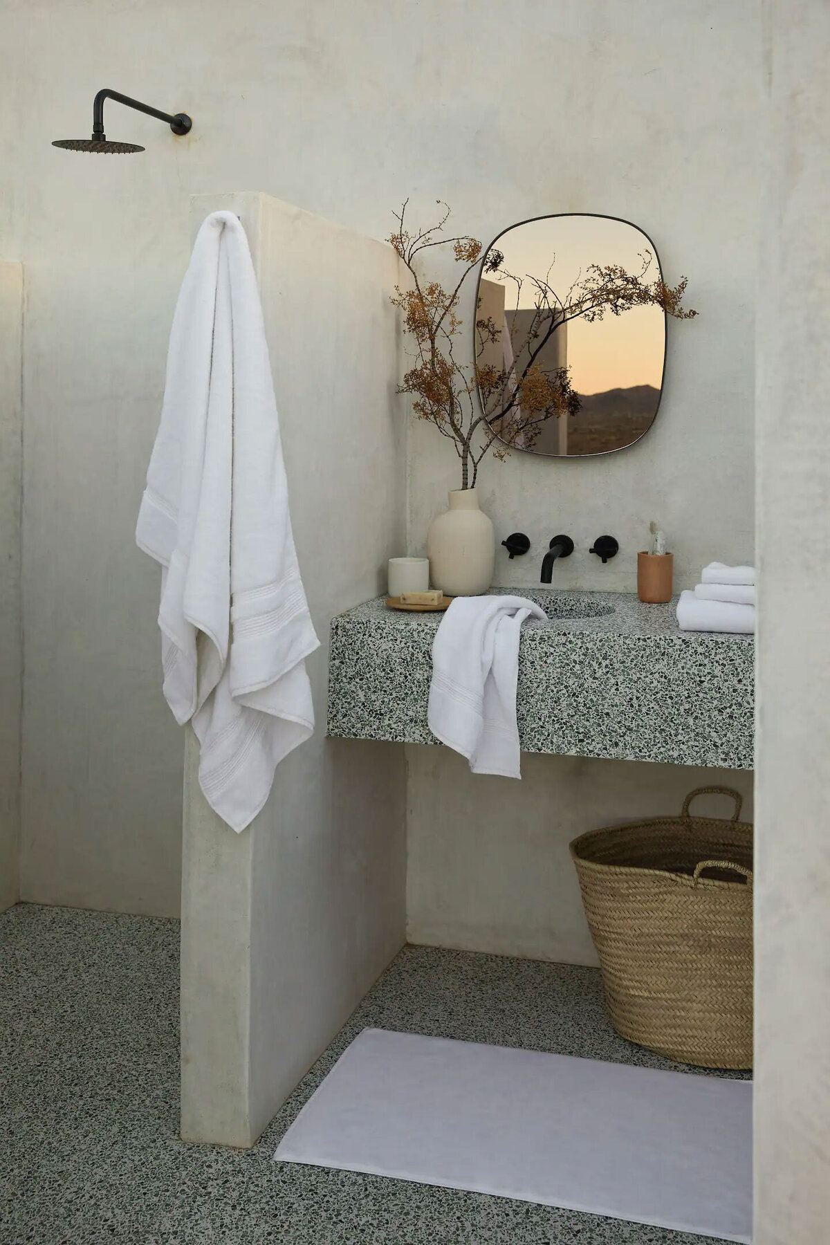 le-chacuel-airbnb-outdoor-bathroom-2