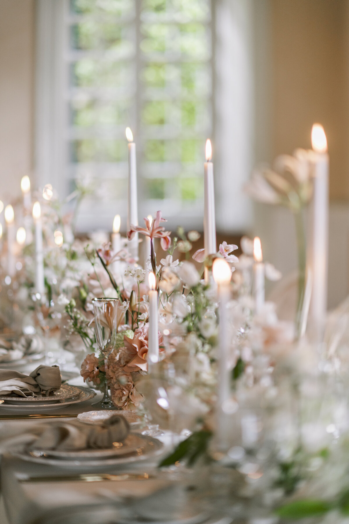 Dimos Bablis Studio Luxury Wedding Photographers Greece and Italy Santorini Wedding Villa Cipressi pastel  _060