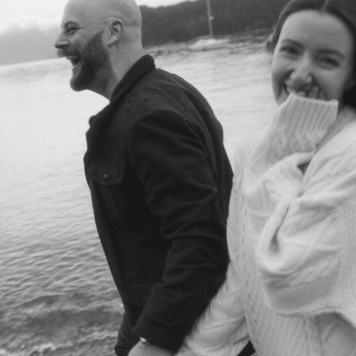 cinematic-engagement-bnw-motionblur-authenticlove-4