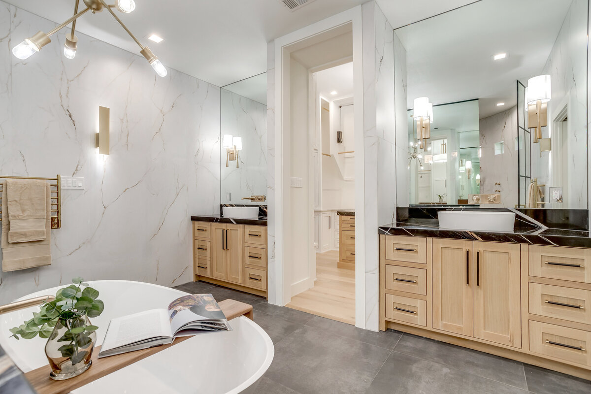 BATH 4